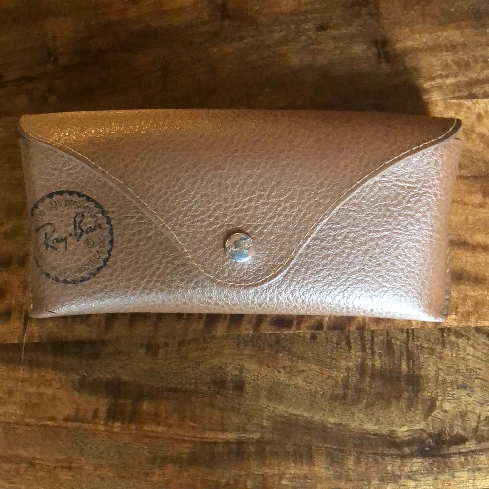 Ray Ban aviator case